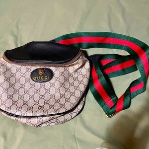 MOVING SALE LOWEST PRICE Cute side bag